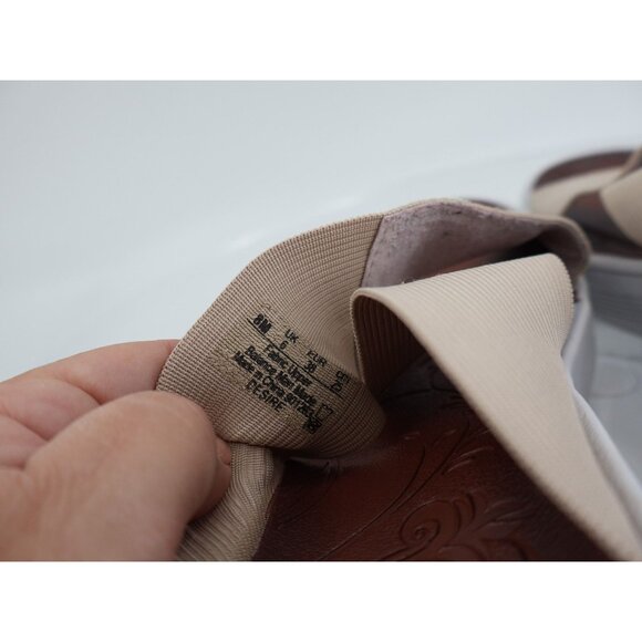 Bzees Women's Desire Sandals 8 Wedge Heel Slip On Beige Textile Casual Comfy - Picture 9 of 12